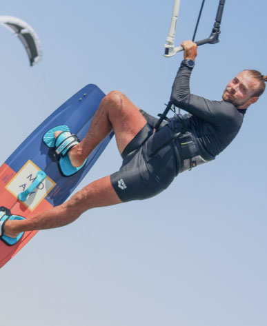 Kitesurfing at the international school «LUNA» in Sharm El Sheikh